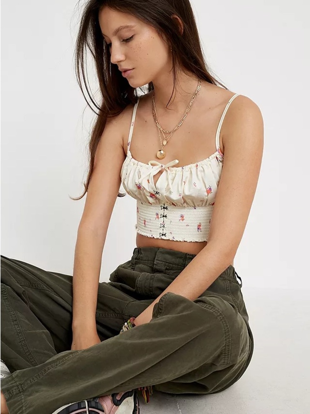 NWOT Out From Under - Caraco smcoké
Esmeralda à fleurs TOP